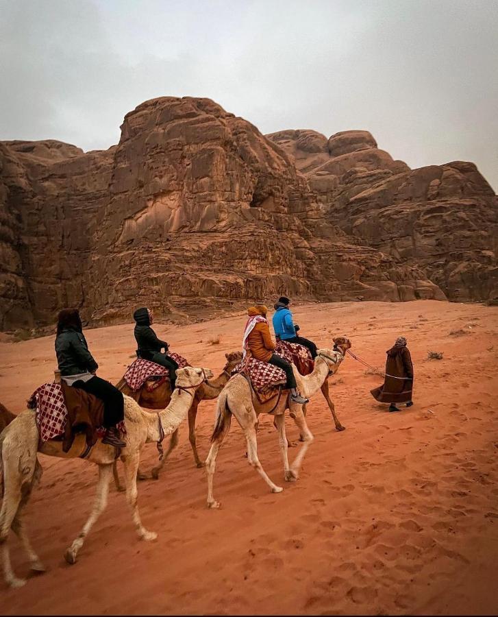 Wadi Rum Desert Camp ภายนอก รูปภาพ